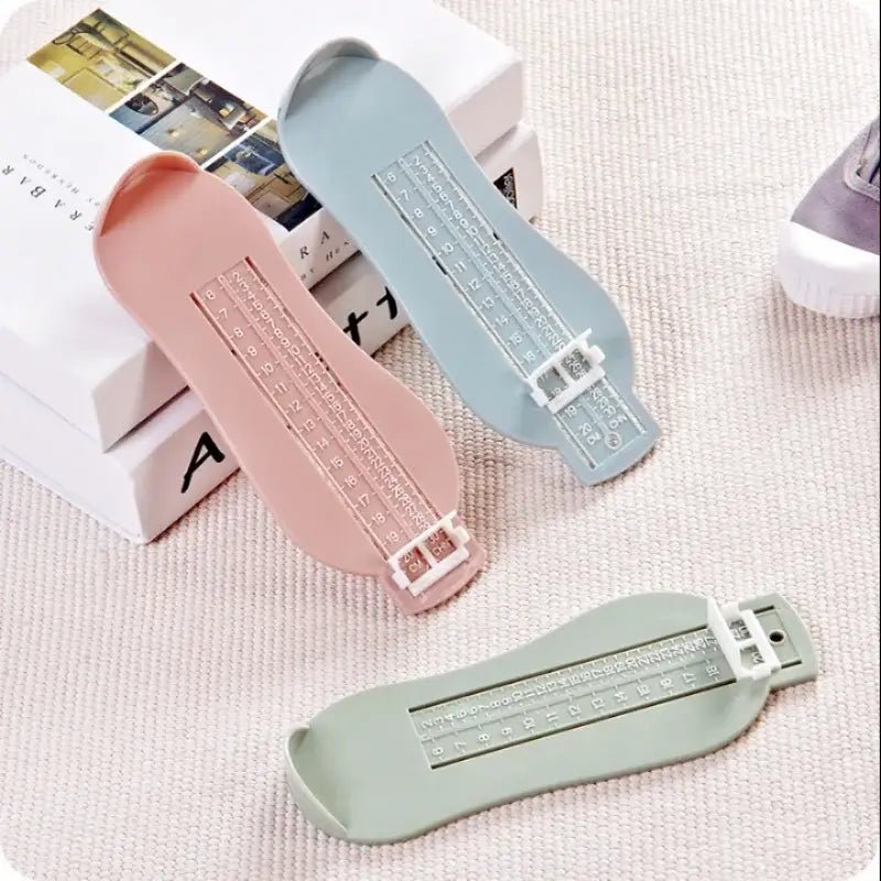 Le pédimètre mesure les pieds de ton enfant - bbcadum