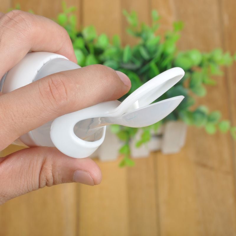 Biberon avec cuillère pour nouveau-né | EasyBottle™ - bbcadum